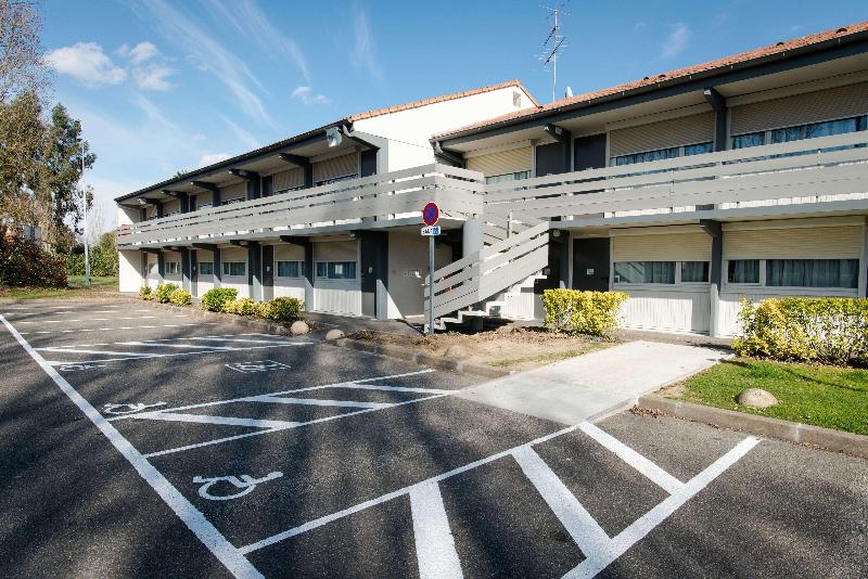 Отель Campanile Agen