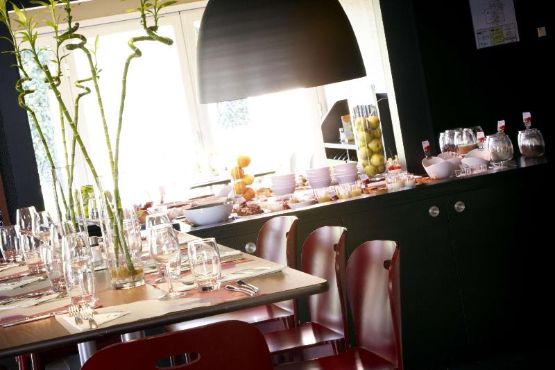 Отель Campanile Agen