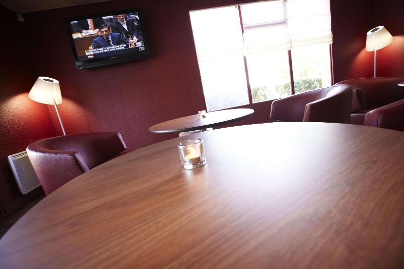 Отель Campanile Agen