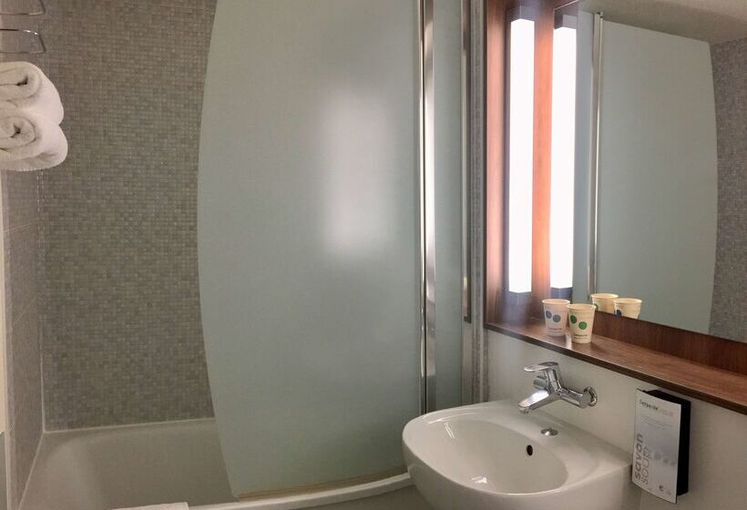 호텔 Campanile Aixlesbains