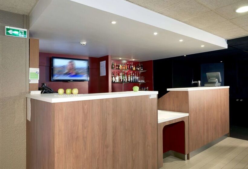 호텔 Campanile Aixlesbains