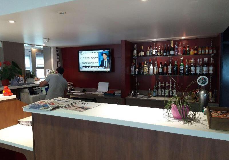 호텔 Campanile Aixlesbains