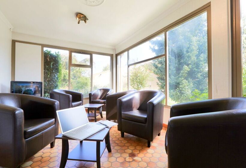 ホテル Campanile Alençon