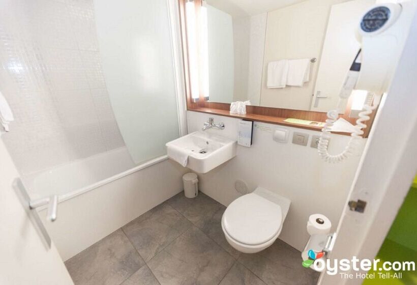 호텔 Campanile Biarritz