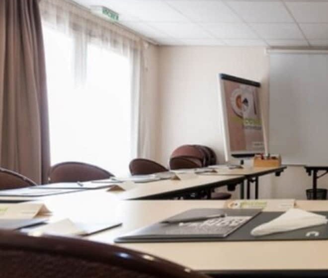 호텔 Campanile Biarritz