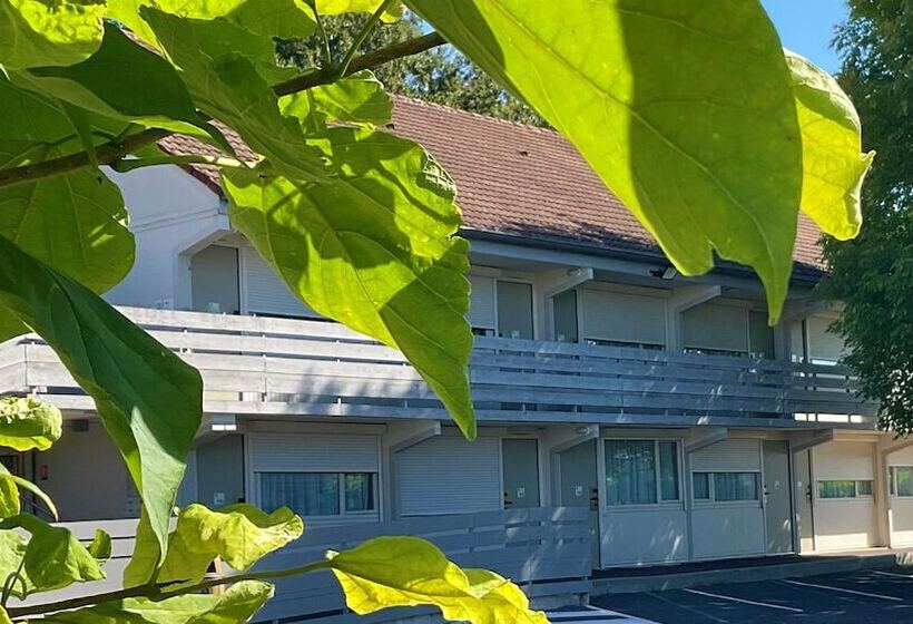 هتل Campanile Bordeaux Nord Le Lac