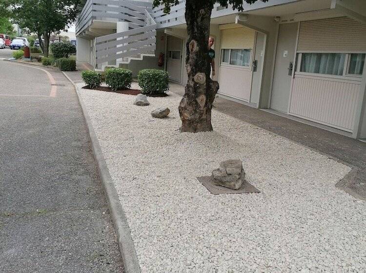 فندق Campanile Bourg En Bresse ~ Viriat