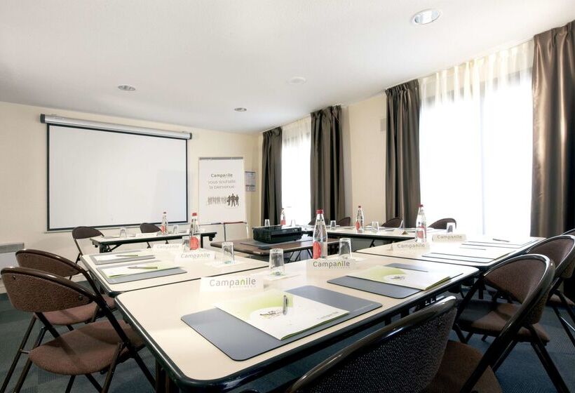 בית מלון כפרי Campanile Brest   Gouesnou Aeroport