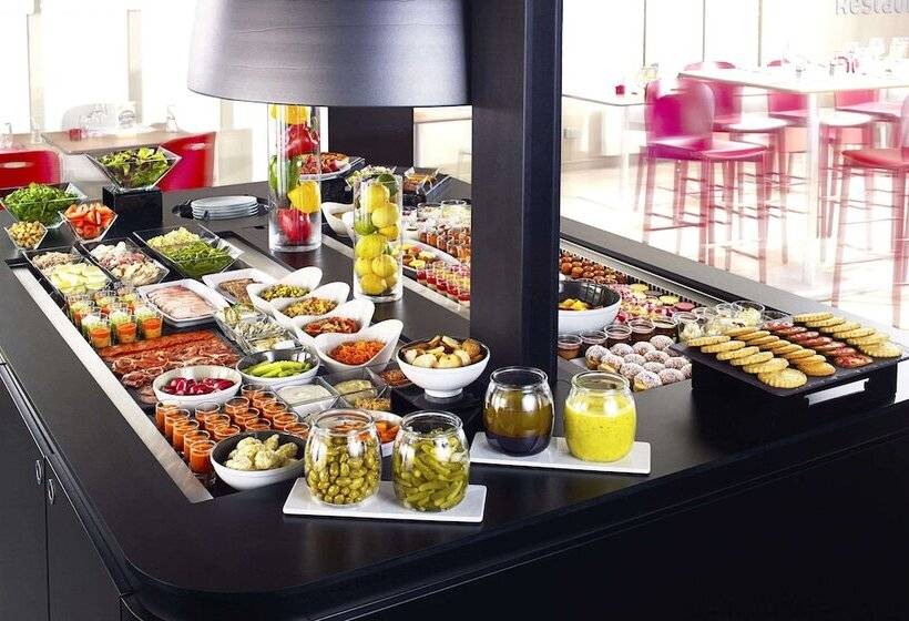 בית מלון כפרי Campanile Brest   Gouesnou Aeroport