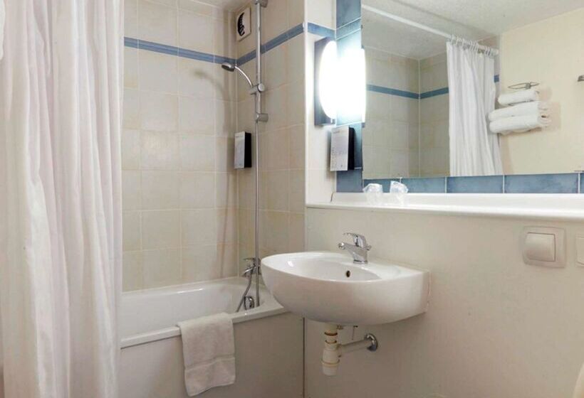 هتل Campanile Calais