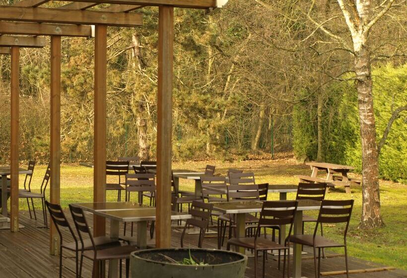 Campanile Hotel Chantilly