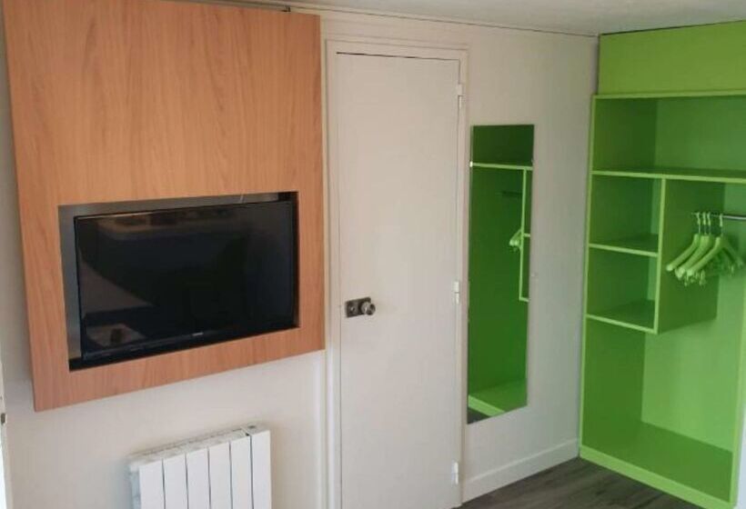 Отель The Originals City, Hôtel A Pic, Cherbourg