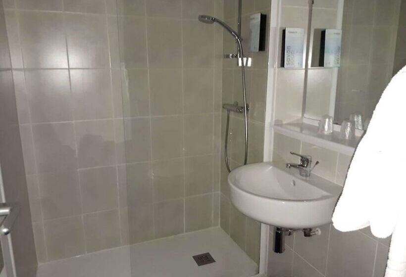 Отель The Originals City, Hôtel A Pic, Cherbourg