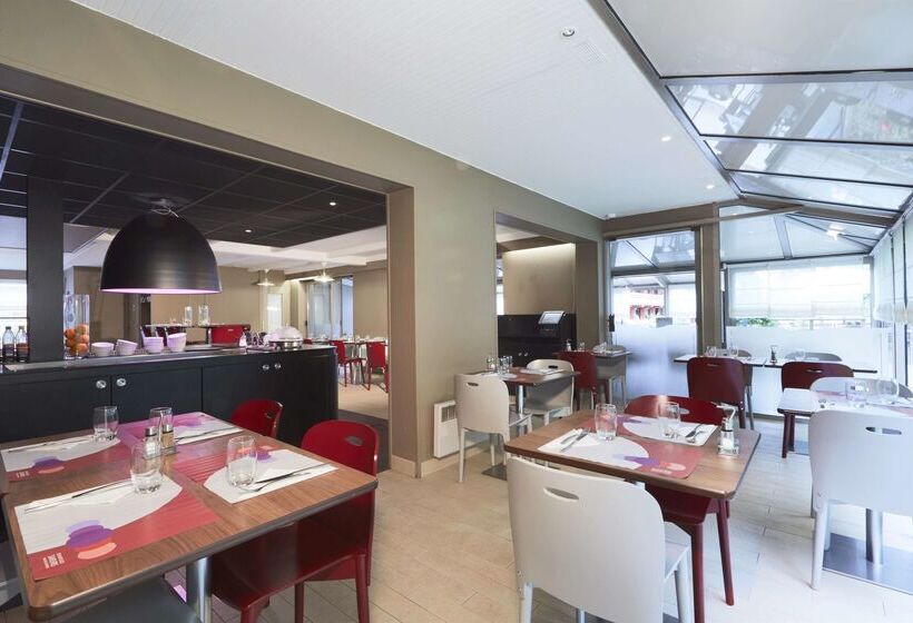 בית מלון כפרי Campanile Colmar Parc Des Expositions