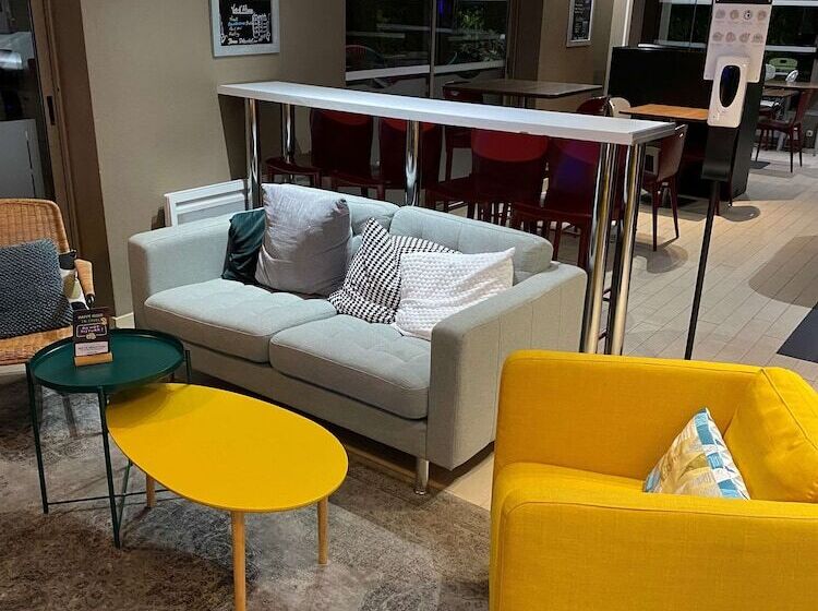 בית מלון כפרי Campanile Colmar Parc Des Expositions