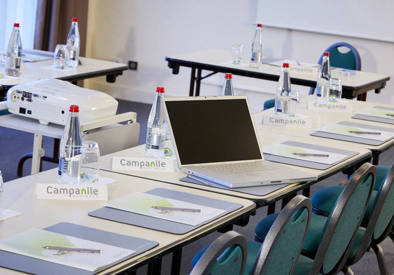 בית מלון כפרי Campanile Conflans Sainte Honorine