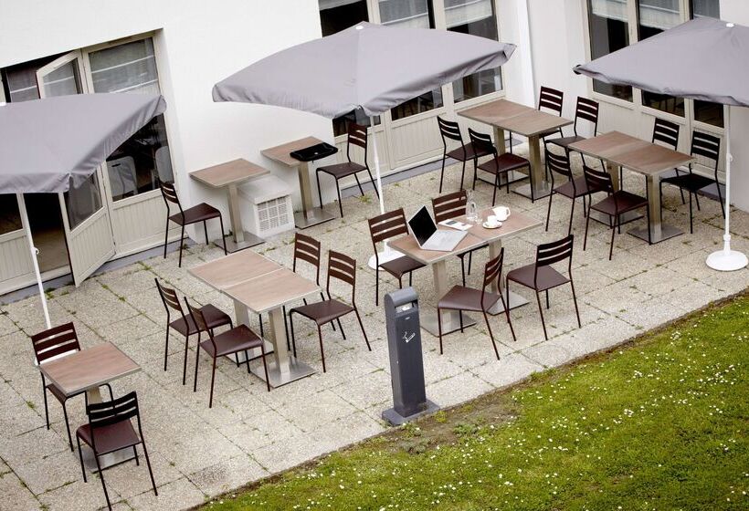 فندق Campanile Dreux