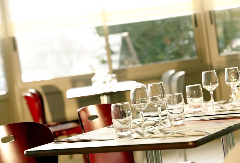 ホテル Campanile Epernay   Dizy 51530