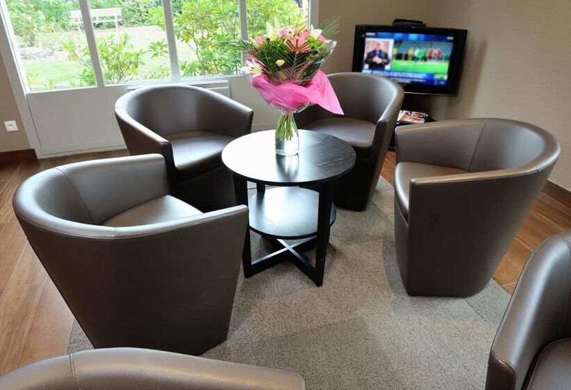 Отель Campanile Grenoble Sud Seyssins