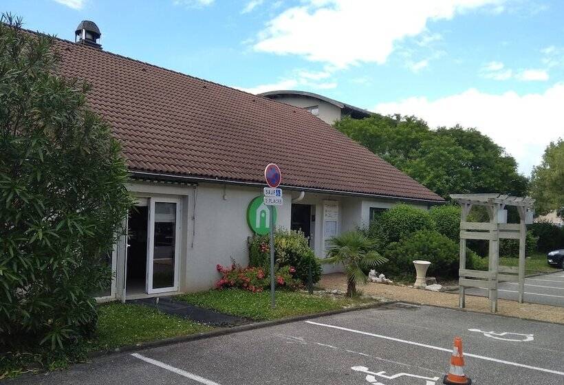 Отель Campanile Grenoble Sud Seyssins