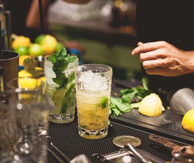 Отель Campanile Grenoble Sud Seyssins