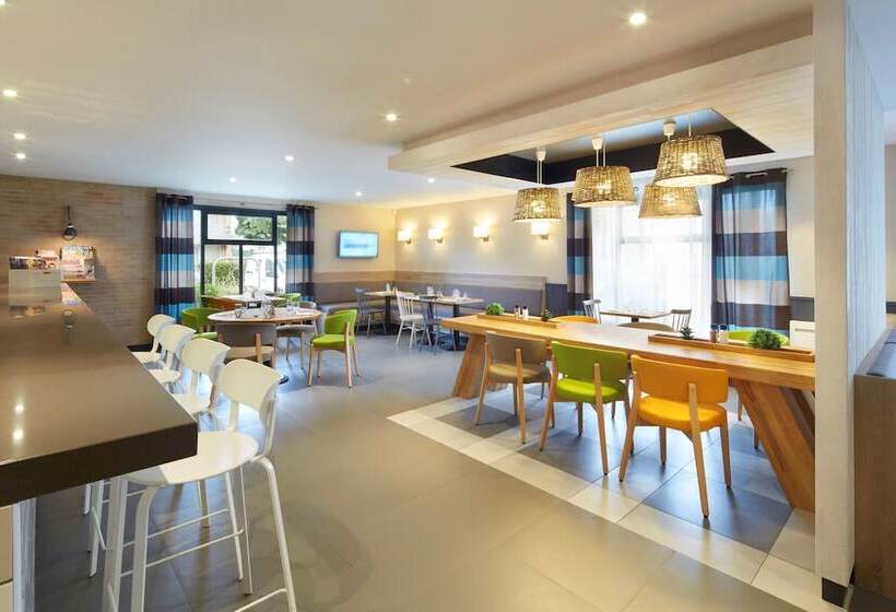 Отель Campanile Le Mans Arnage