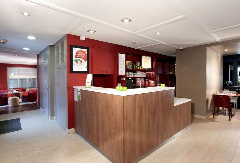 ホテル Campanile Les Ulis   Courtaboeuf