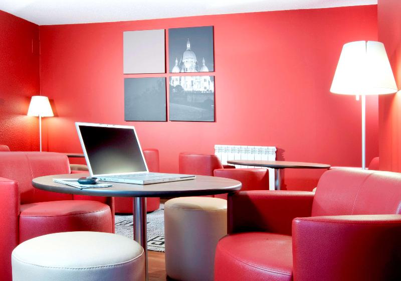 ホテル Campanile Les Ulis   Courtaboeuf