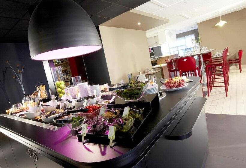 호텔 Campanile Lille Est Villeneuve D Ascq