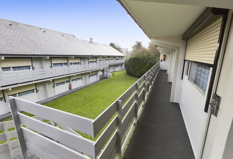 בית מלון כפרי Campanile Lille Sud  Chr