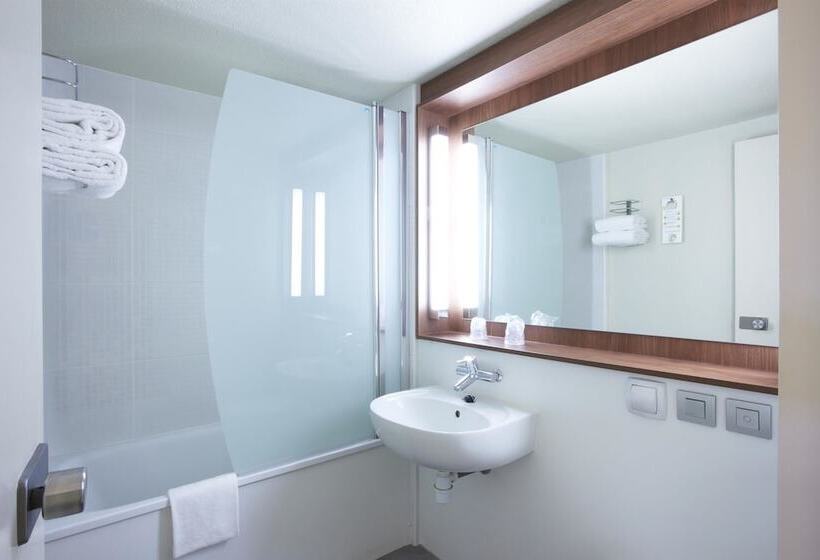 酒店 Campanile Meaux