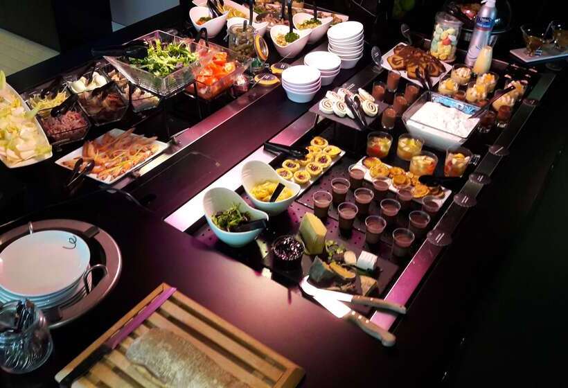 בית מלון כפרי Campanile Montluçon ~ Saint Victor