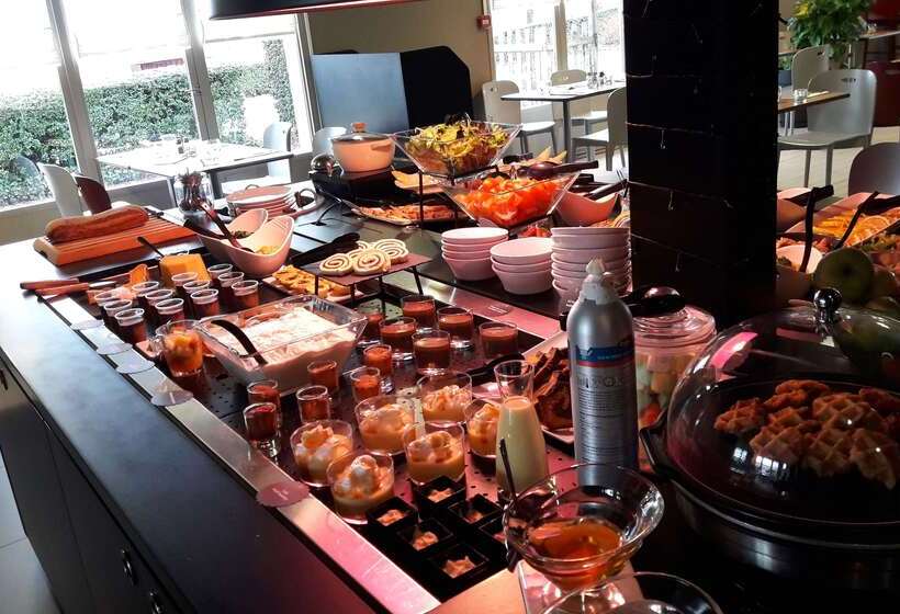 בית מלון כפרי Campanile Montluçon ~ Saint Victor