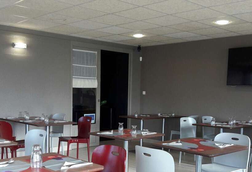 בית מלון כפרי Campanile Montluçon ~ Saint Victor