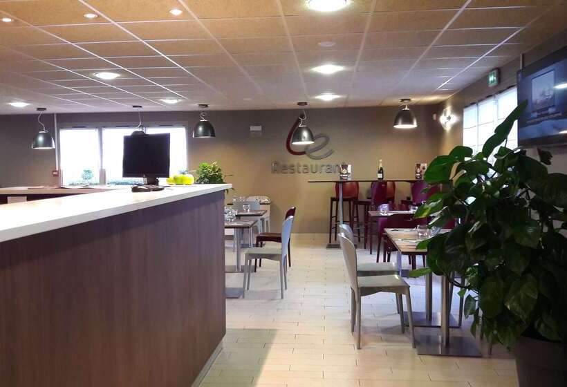 בית מלון כפרי Campanile Montluçon ~ Saint Victor