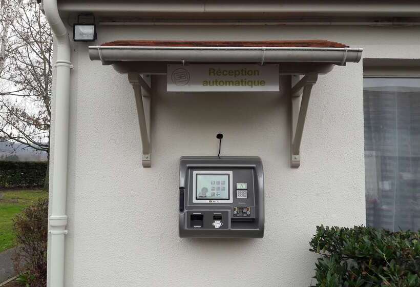 فندق Campanile Montluçon ~ Saint Victor