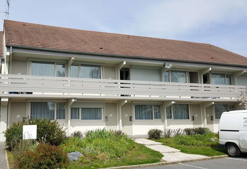 בית מלון כפרי Campanile Montluçon ~ Saint Victor