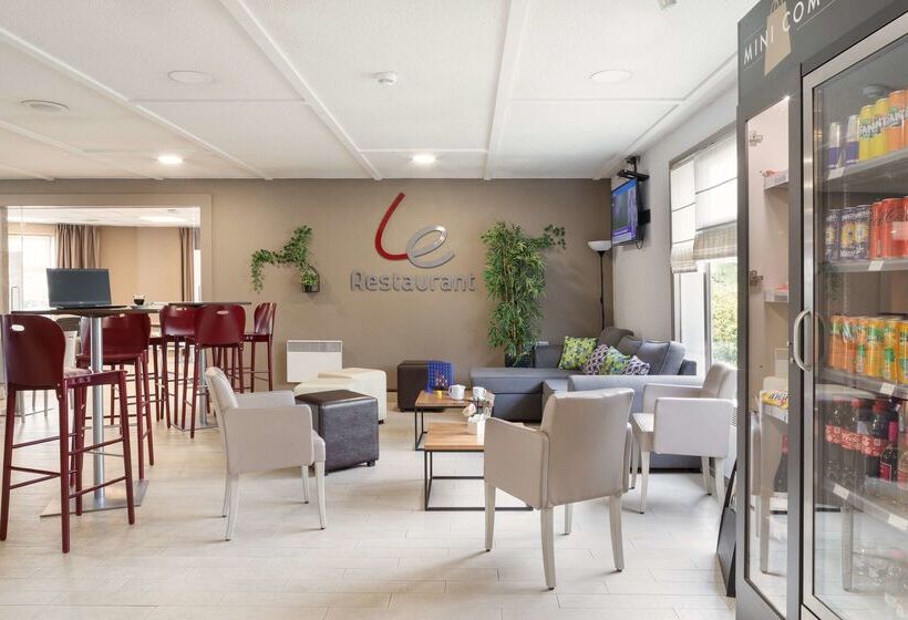 Отель Campanile Morangis Orly