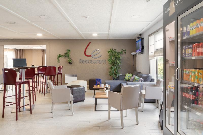 Отель Campanile Morangis Orly