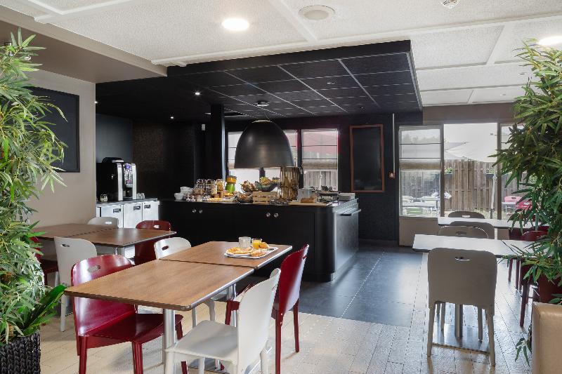 Отель Campanile Morangis Orly