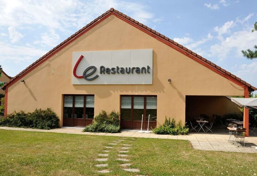 酒店 Campanile Moulins  Avermes