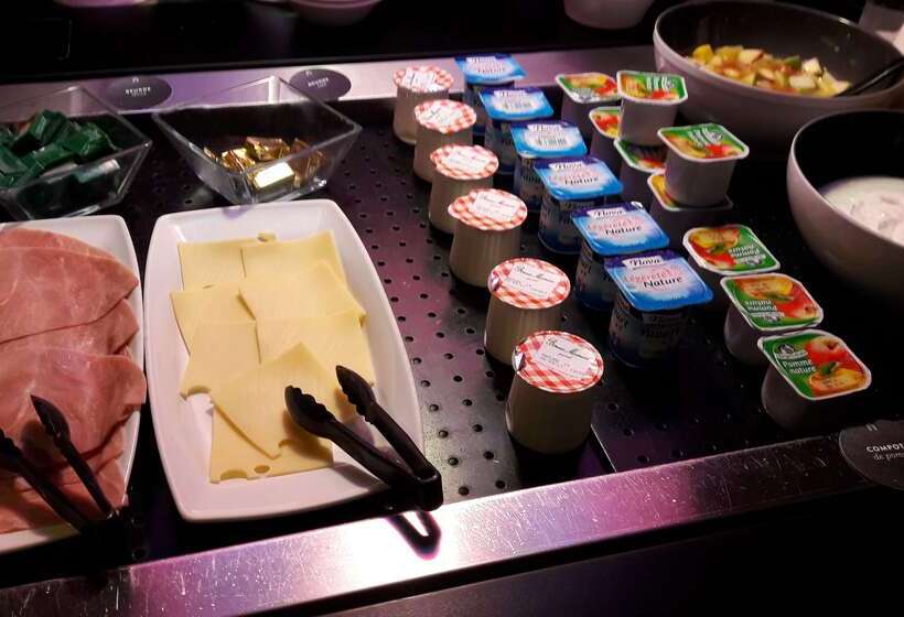 ホテル Campanile Nevers Nord  Varennesvauzelles