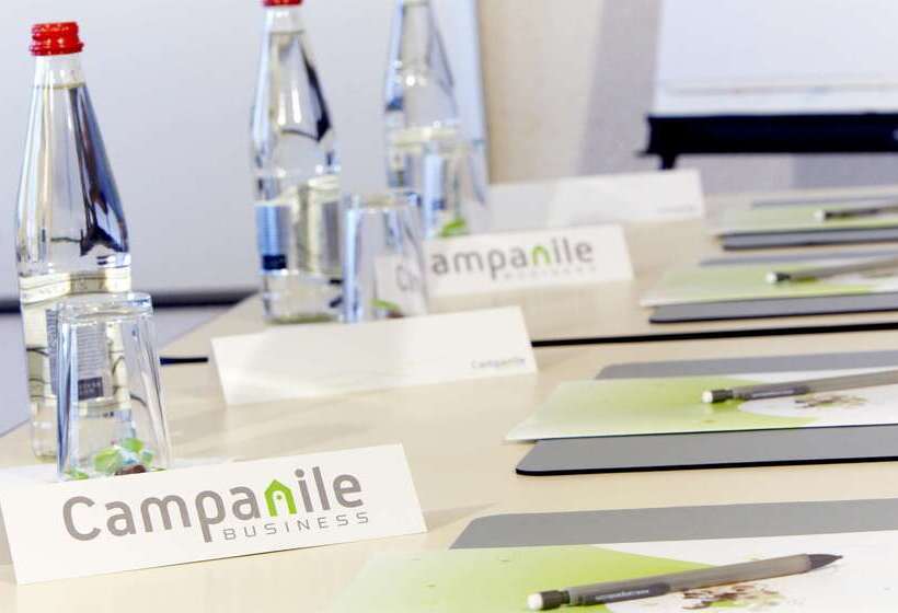 ホテル Campanile Nevers Nord  Varennesvauzelles