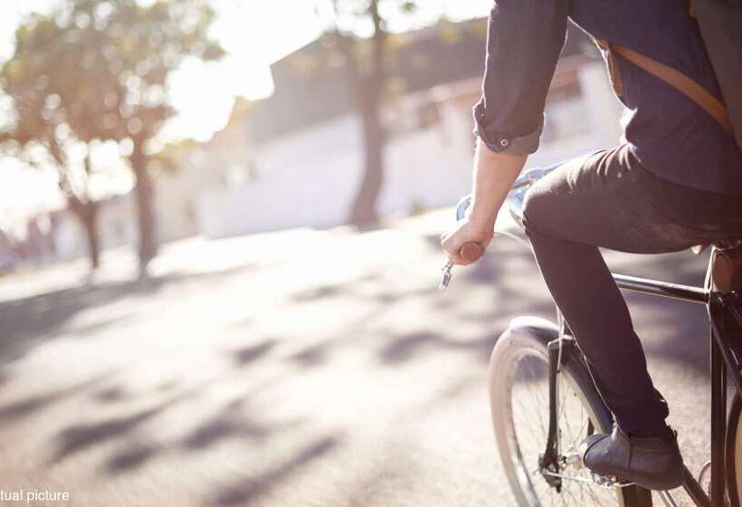 בית מלון כפרי Campanile Nimes Sud  Caissargues