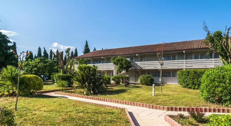 בית מלון כפרי Campanile Nimes Sud  Caissargues