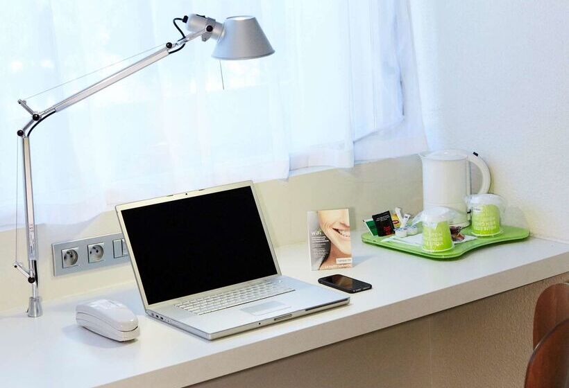 Hotel Campanile Orleans   La Source