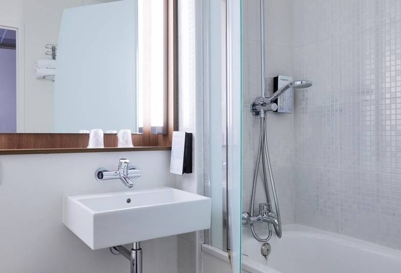 Отель Campanile Paris Est Pantin