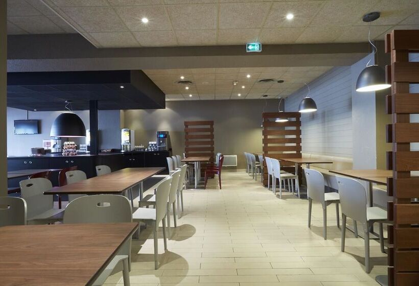 Отель Campanile Paris Est Pantin