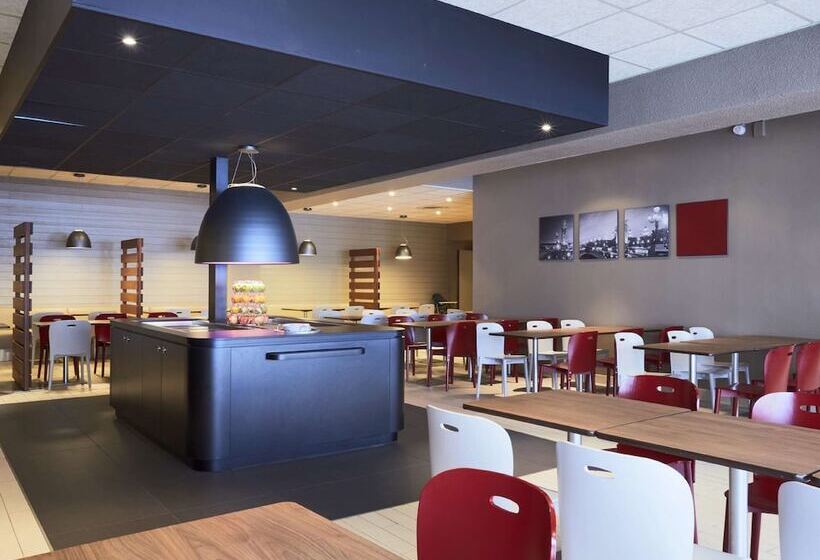 Отель Campanile Paris Est Pantin