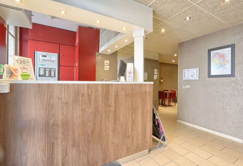 בית מלון כפרי Campanile Paris Ouest  Boulogne